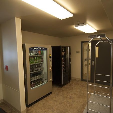 Woodspring Suites Williston Exterior foto