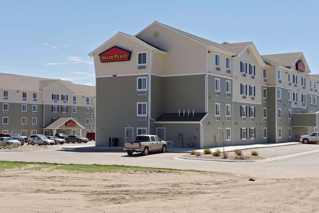 Woodspring Suites Williston Exterior foto